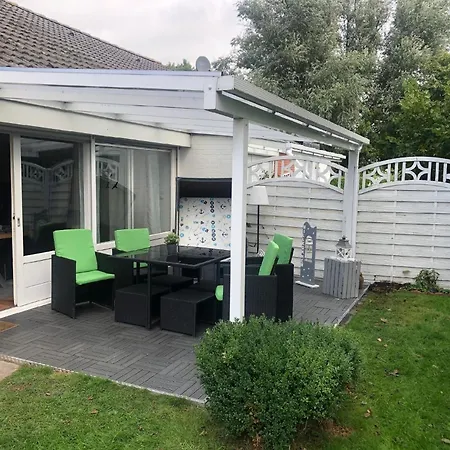 Tolles In Burhave Mit Grill, Terrasse Und Garten Prázdninový dům Butjadingen
